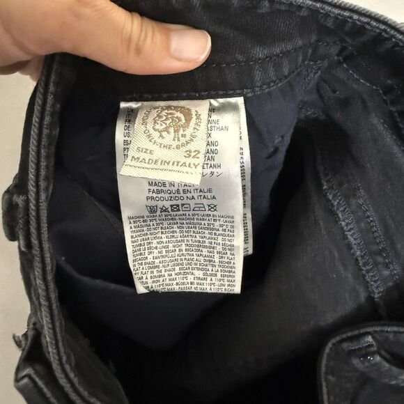 Diesel DNA Thavar Jeans 32x32 Smaller Fit Black Mens Slim Skinny Distress Italy - Picture 12 of 12